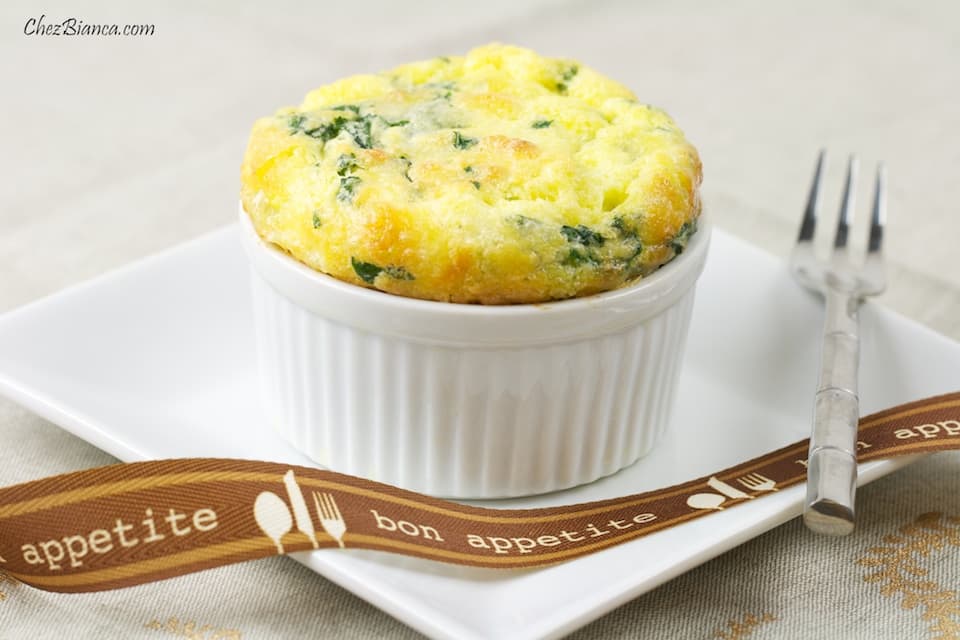 Suflê de espinafre com queijo