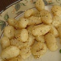 Nhoque na manteiga de sálvia