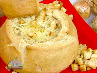 Creme de cebola no pão italiano