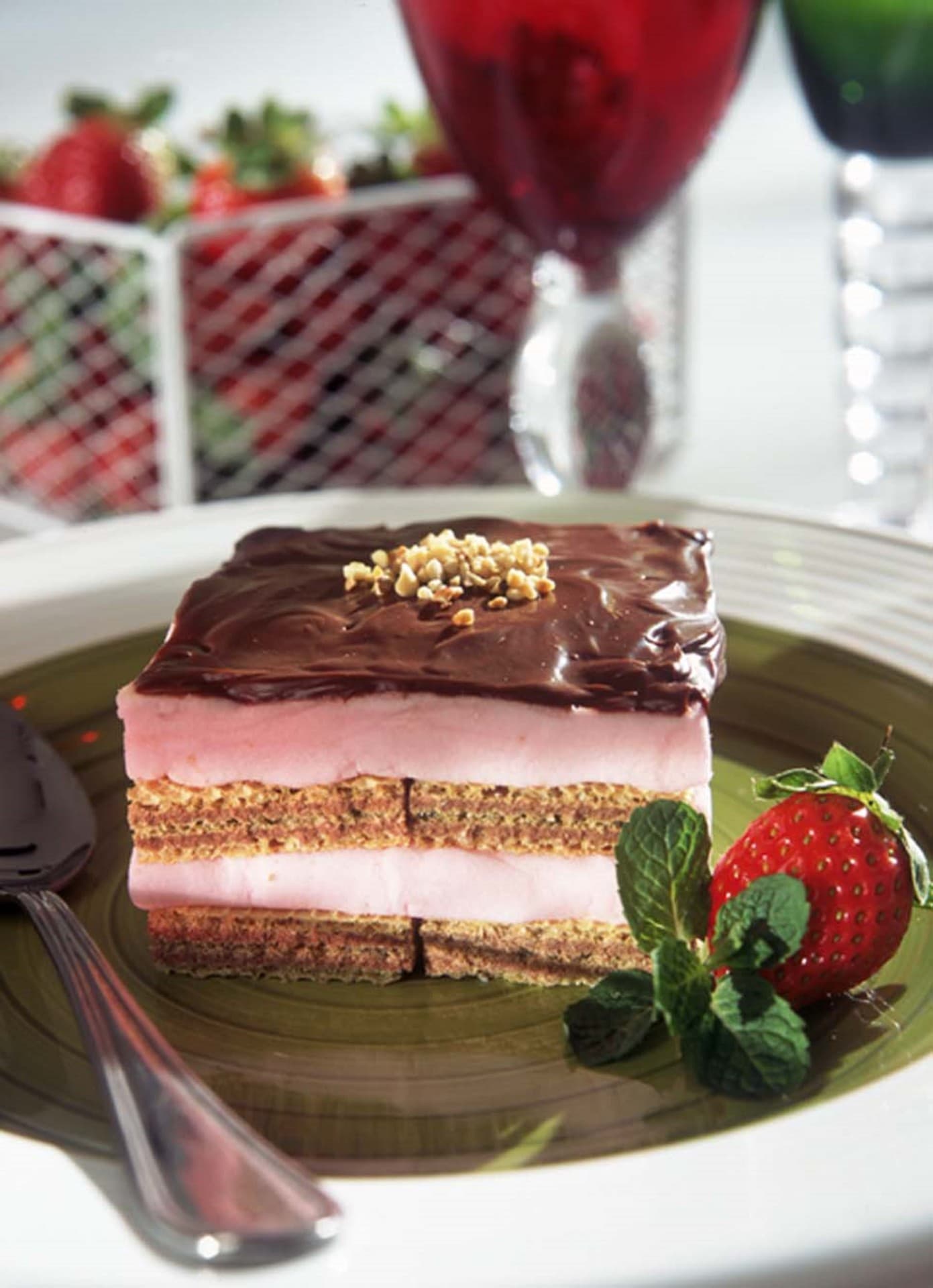 Pavê De Sorvete Com Wafer E Chocolate