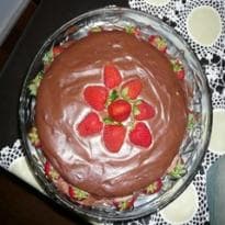 Torta Trufada de Chocolate com Morango