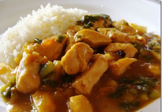 Picadinho de Frango á Indiana