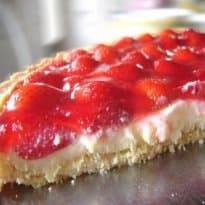 Torta Gelada de Morango fácil