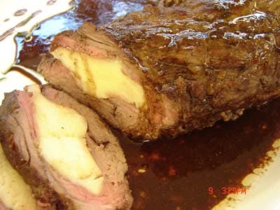 Roast beef recheado com queijo de coalho
