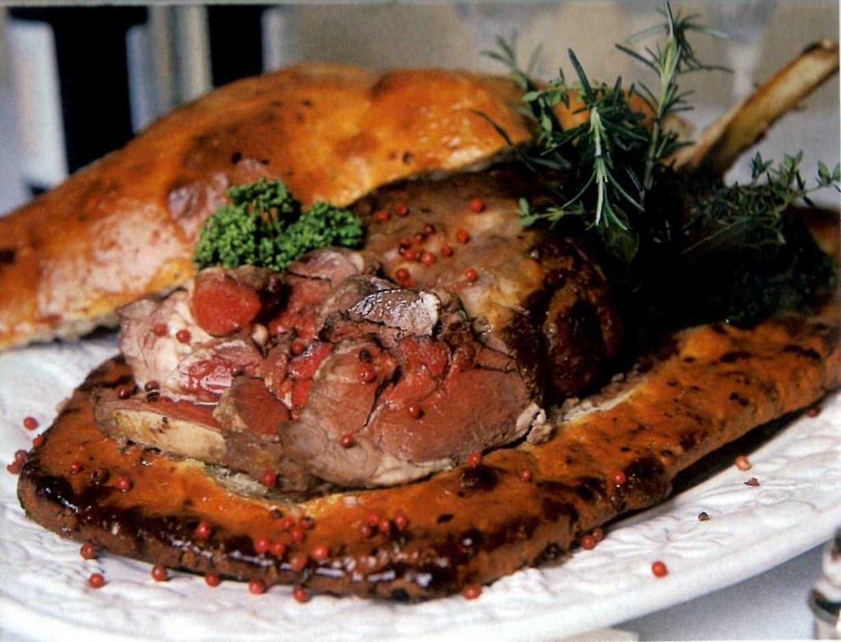 Pernil de Carneiro em Crosta de Sal