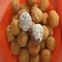 Bolinho de Milho com Queijo