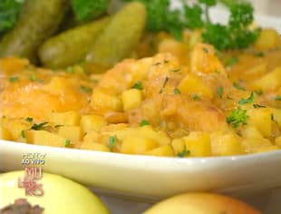 Frango empanado com molho americano