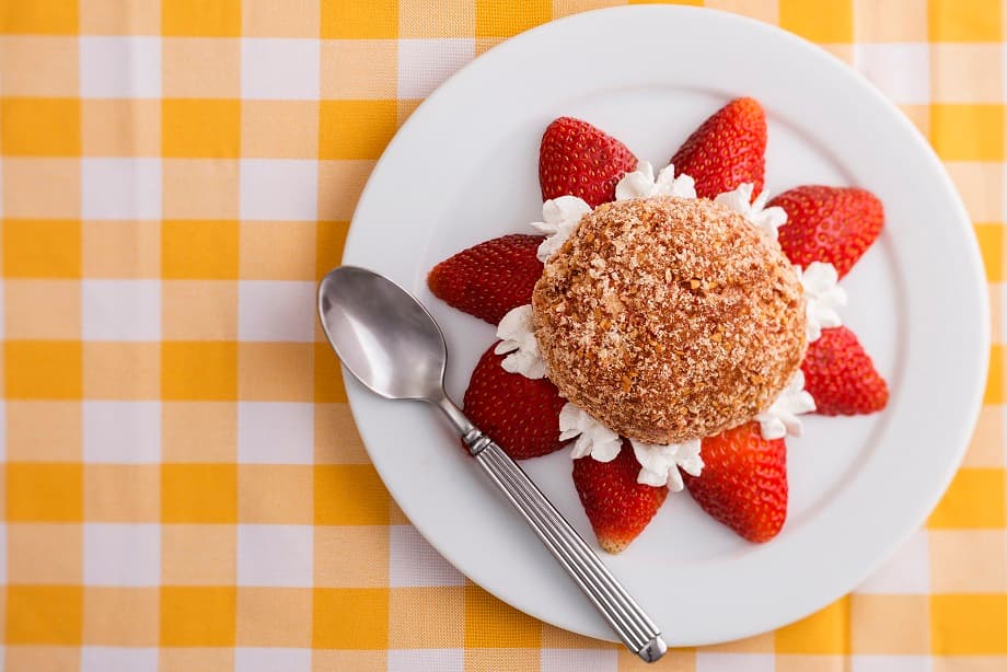 Sorvete Frito com Casquinha de Wafer