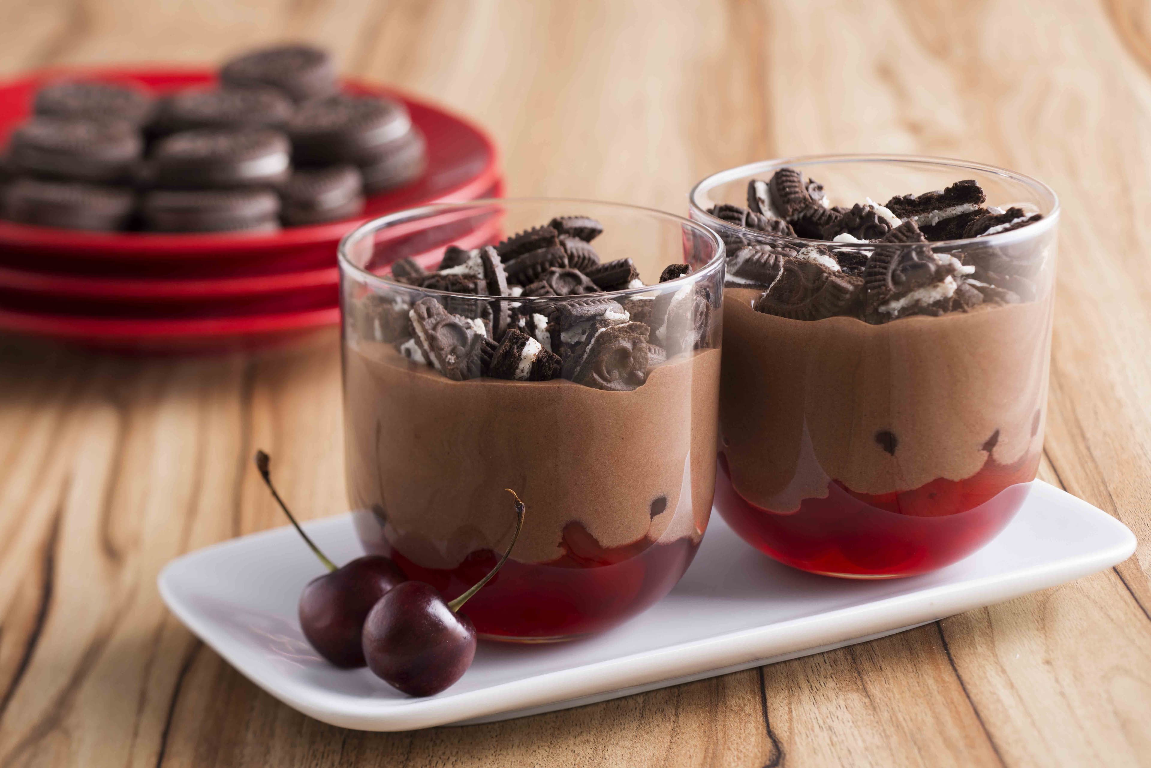 Mousse de Chocolate com Biscoitos de Baunilha