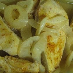 Frango assado com vinho branco e alho