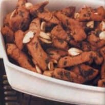 Peito de Peru com Brandy e Amêndoas