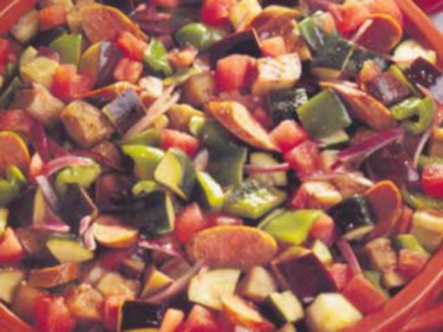 Legumes com Lingüiça ao Forno