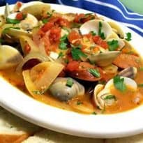 Chouriço com mariscos