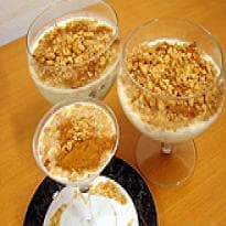 Canjica com amendoim