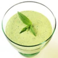 Mousse de Iogurte com Hortelã