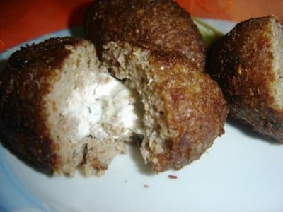 Kibe Recheado com Nozes e Coalhada Seca