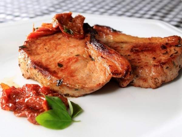 Picanha Suína ao Molho de Tomate Seco