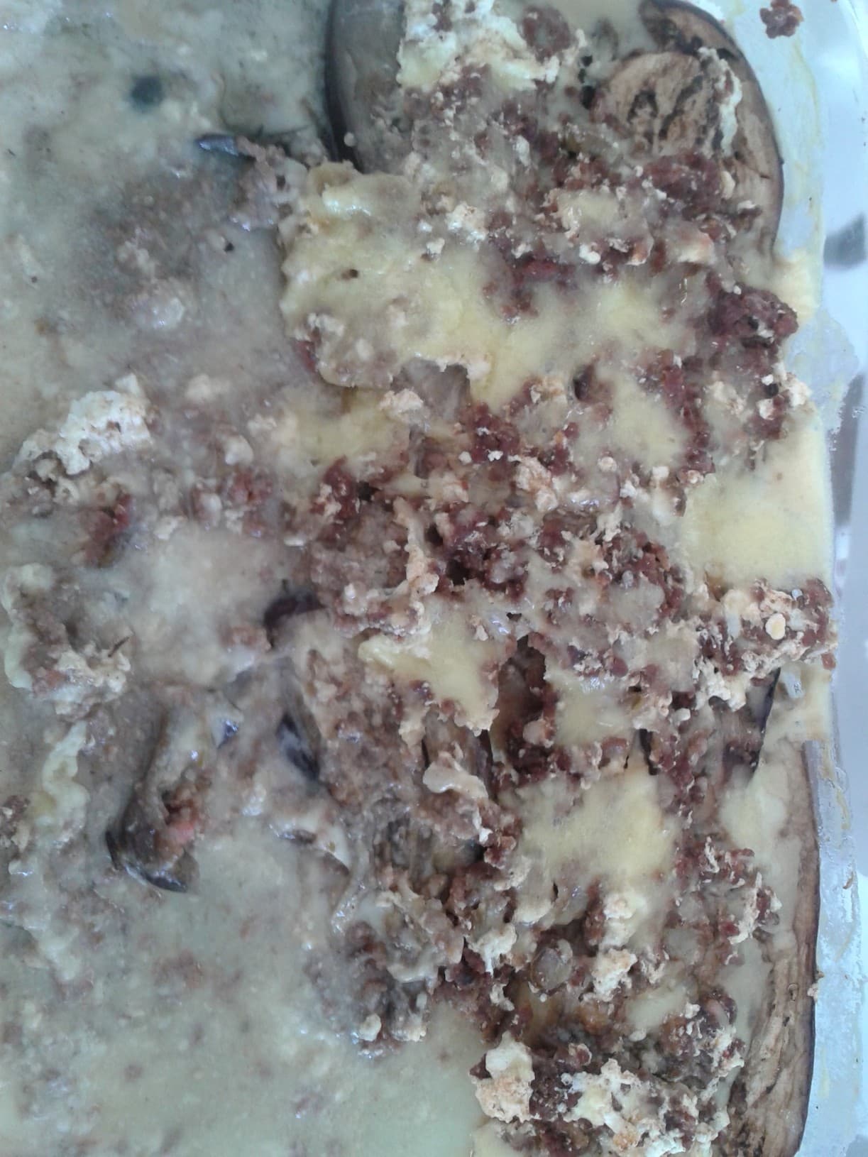 Berinjela Gratinada com Carne (Moussaka)