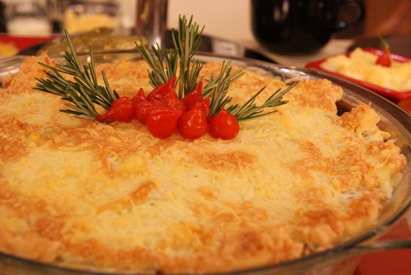 Escondido de Mandioquinha com Pernil