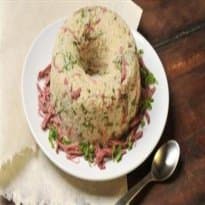 Arroz com carne seca e couve