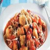 Nhoque de mandioquinha e brócolis