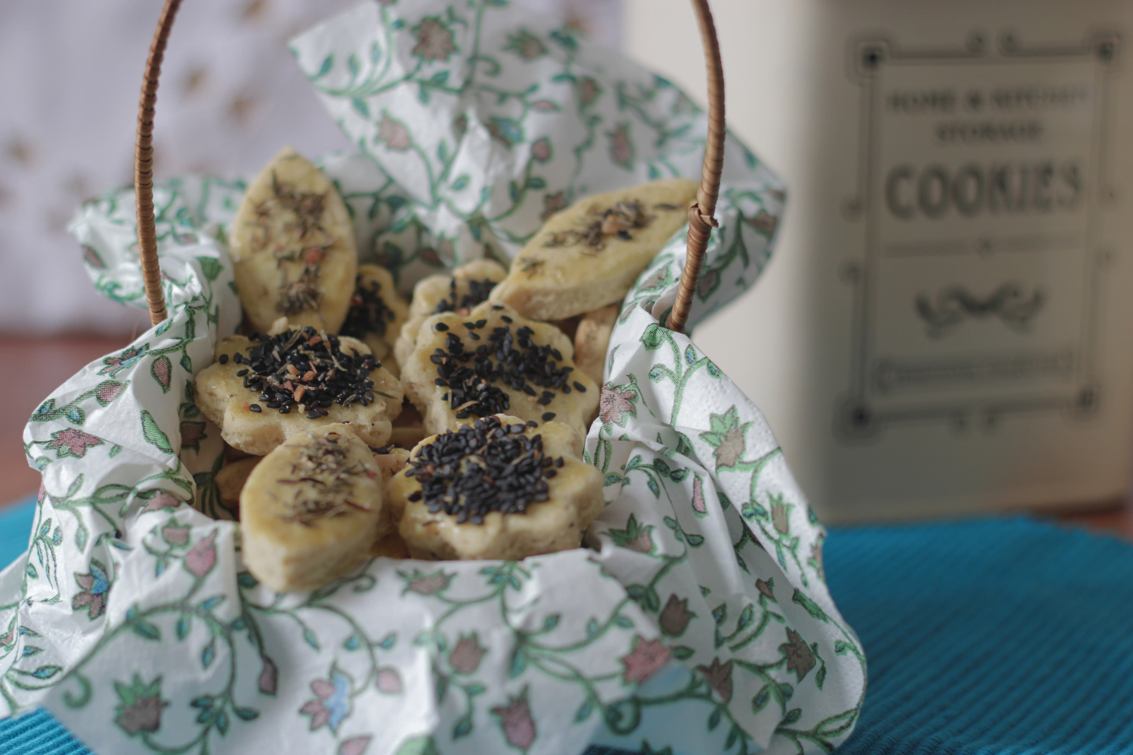 Petit Fours de Ervas Finas