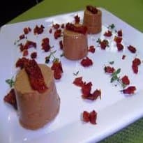 Mousse de tomate seco com ricota