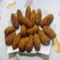 Croquete de carne moída
