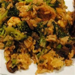 Arroz frito com brócolis