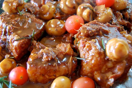 Lombo ao molho de champignon