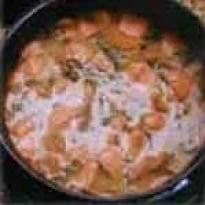 Frango ao molho de vinho branco e limão