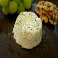 Mousse de queijo com alho