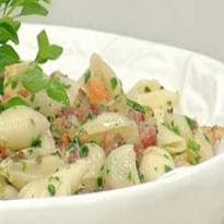 Macarrão Búzio com Bacon e Linguiça