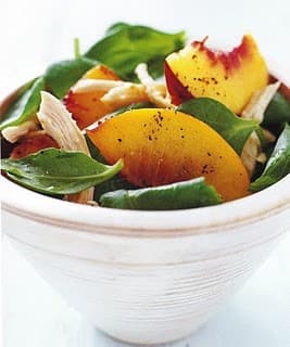 Salada Carnuda de Pêssego e Frango