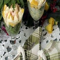 Salada de camarão com manga