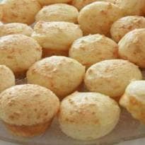 Biscoito de polvilho azedo com queijo