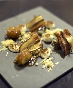 Torta de Banana caramelada e suspiro