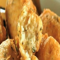 Sonho de Bacalhau com Pimentão