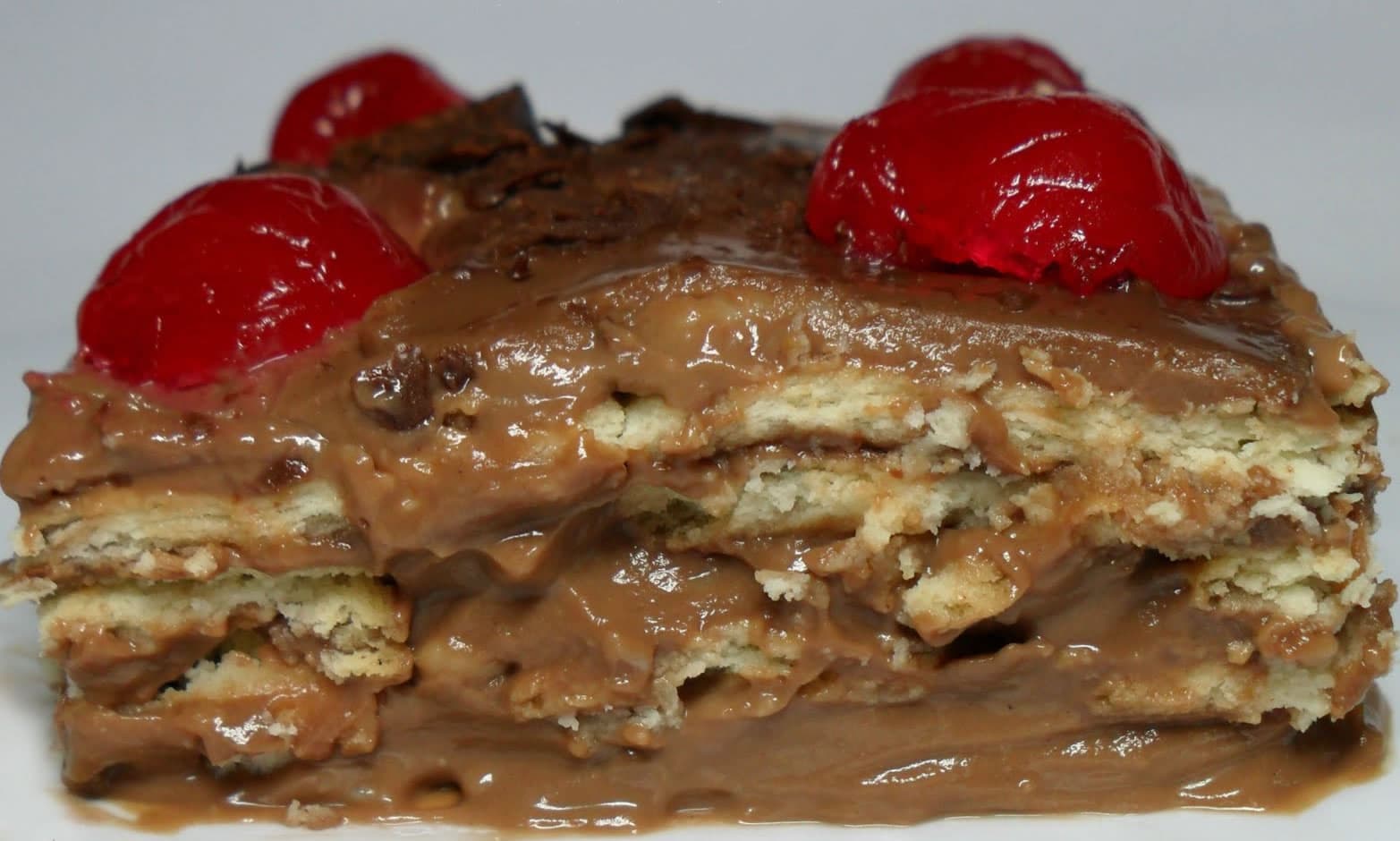 Torta de Brigadeiro com Biscoito