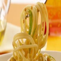 Espaguete Alho e Óleo com Abobrinha