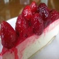 Tortinhas de queijo com morango