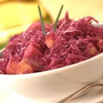 Repolho roxo assado com maçã