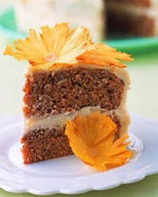 Bolo de Frutas com Flores com Abacaxi