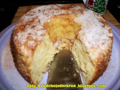 Bolo de Dois com Banana e Canela