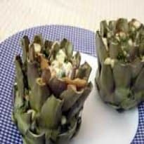 Alcachofra Recheada com Pasta de Salsinha