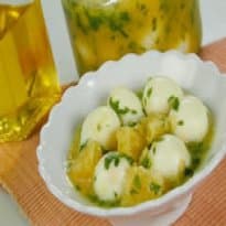 Ovos de Codorna com Vinagrete de Laranja