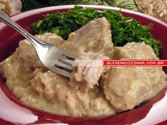Frango cremoso com aveia e ervas