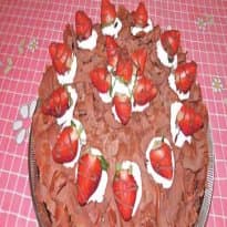 Bolo de Brigadeiro com Morango