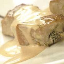 Molho de pão, alho e nozes