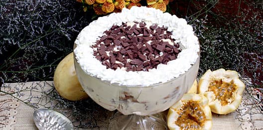 Pavê de maracujá com chocolate